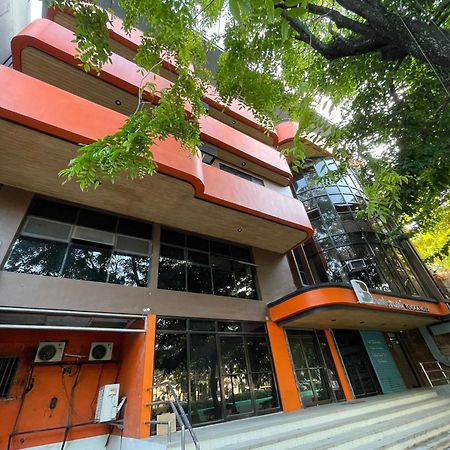 Boulevard Pension Hotel 宿务 外观 照片