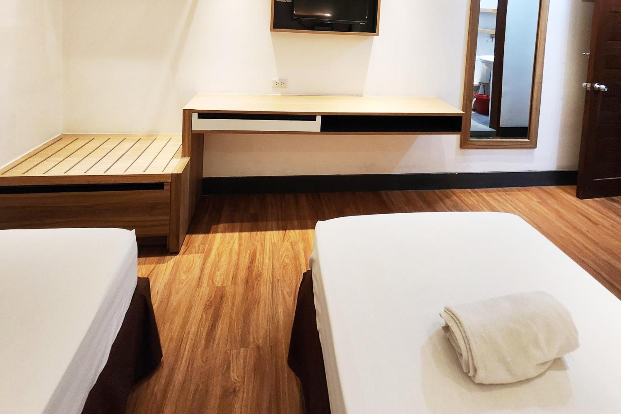 Boulevard Pension Hotel 宿务 外观 照片