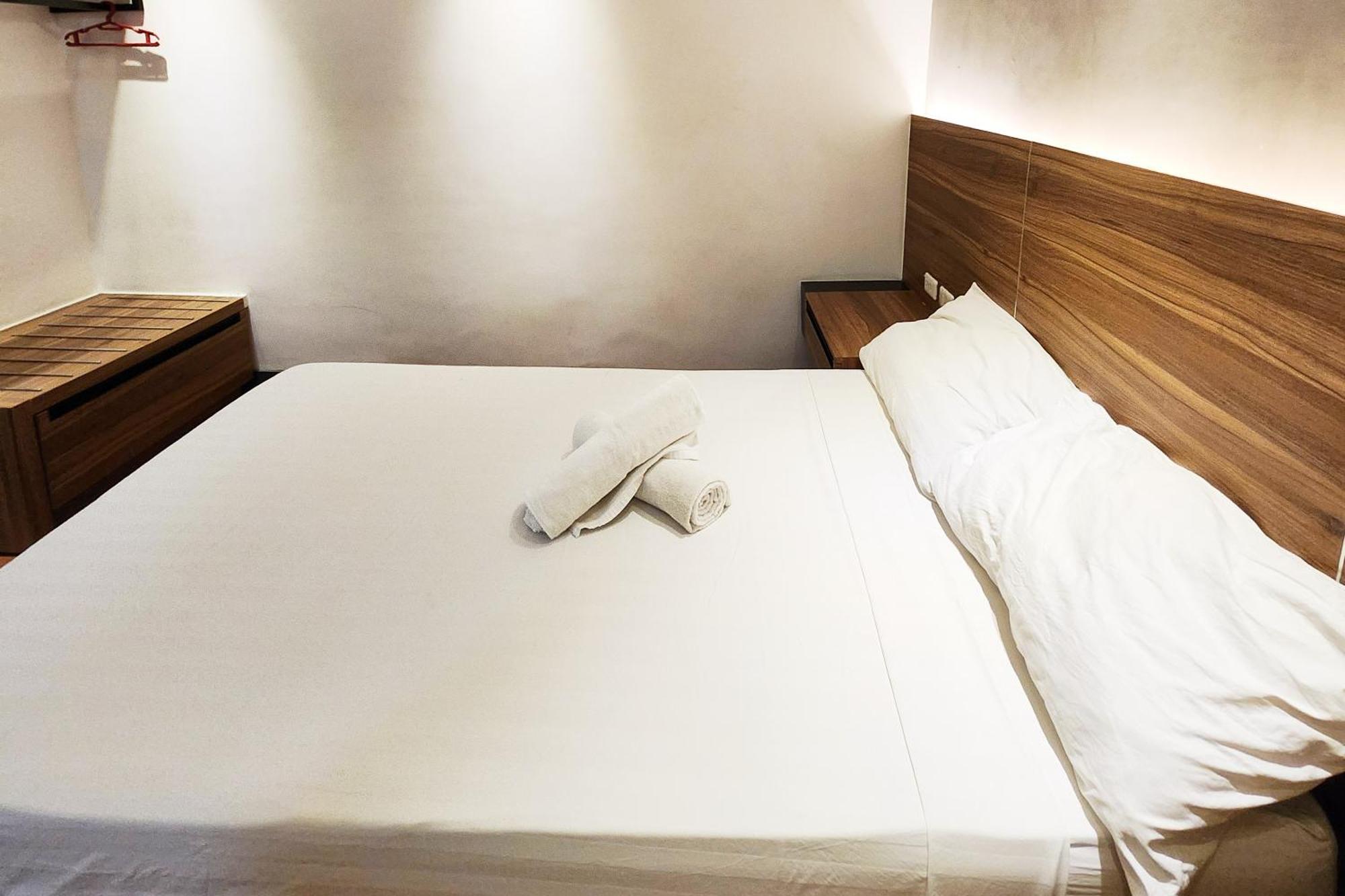Boulevard Pension Hotel 宿务 外观 照片